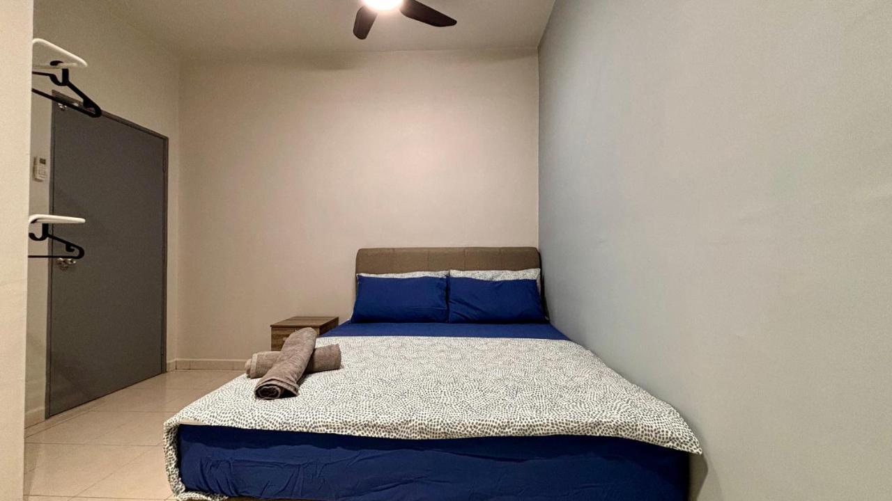 Spacious House 4r 8pax Wifi-s Pic-airport *