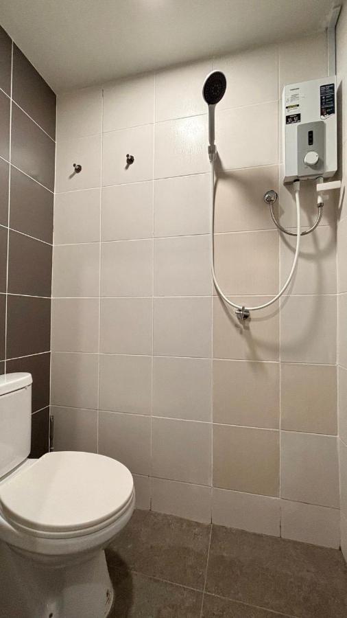 Spacious House 4r 8pax Wifi-s Pic-airport Bayan Lepas