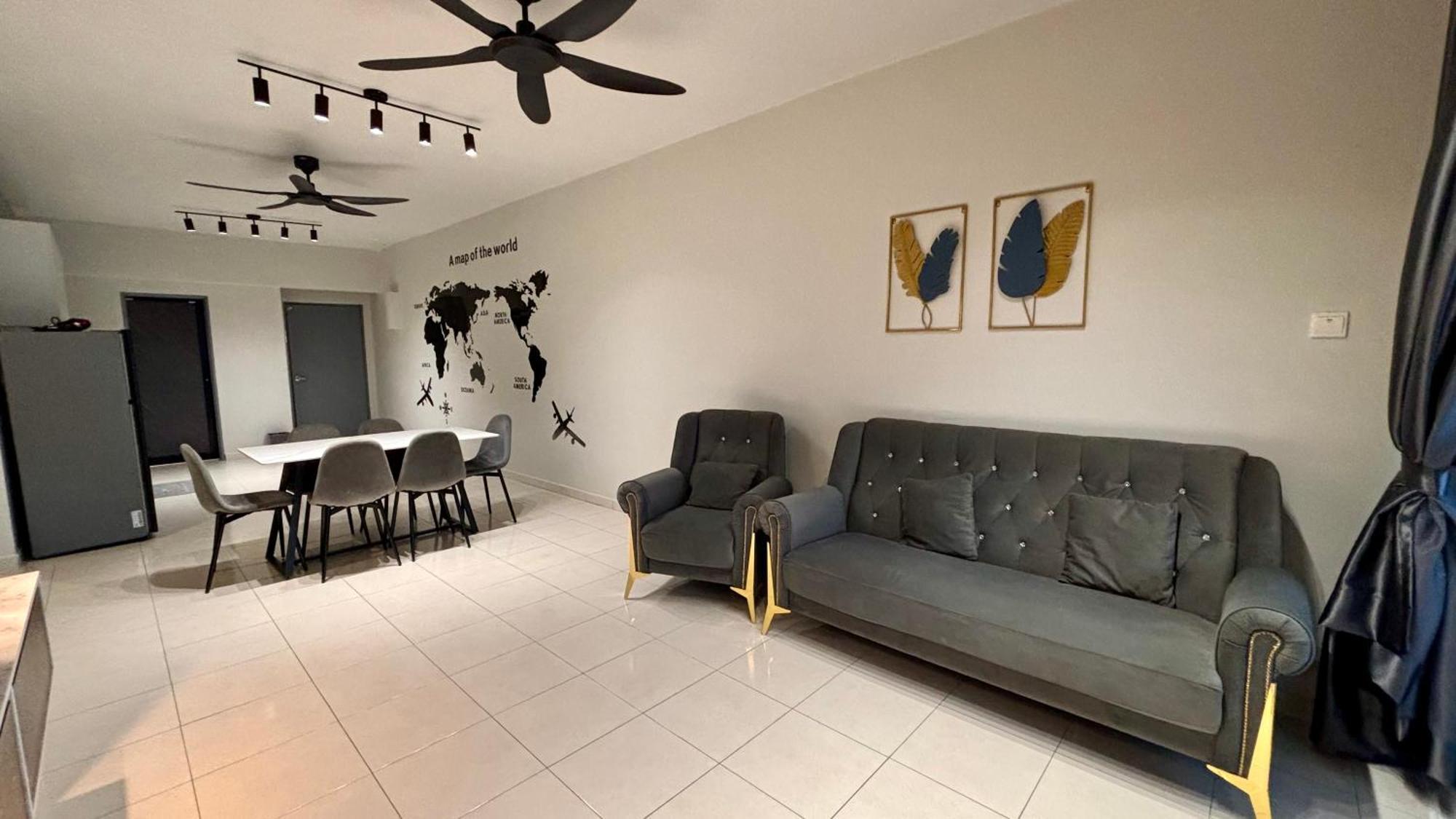 Spacious House 4r 8pax Wifi-s Pic-airport Pangsapuri