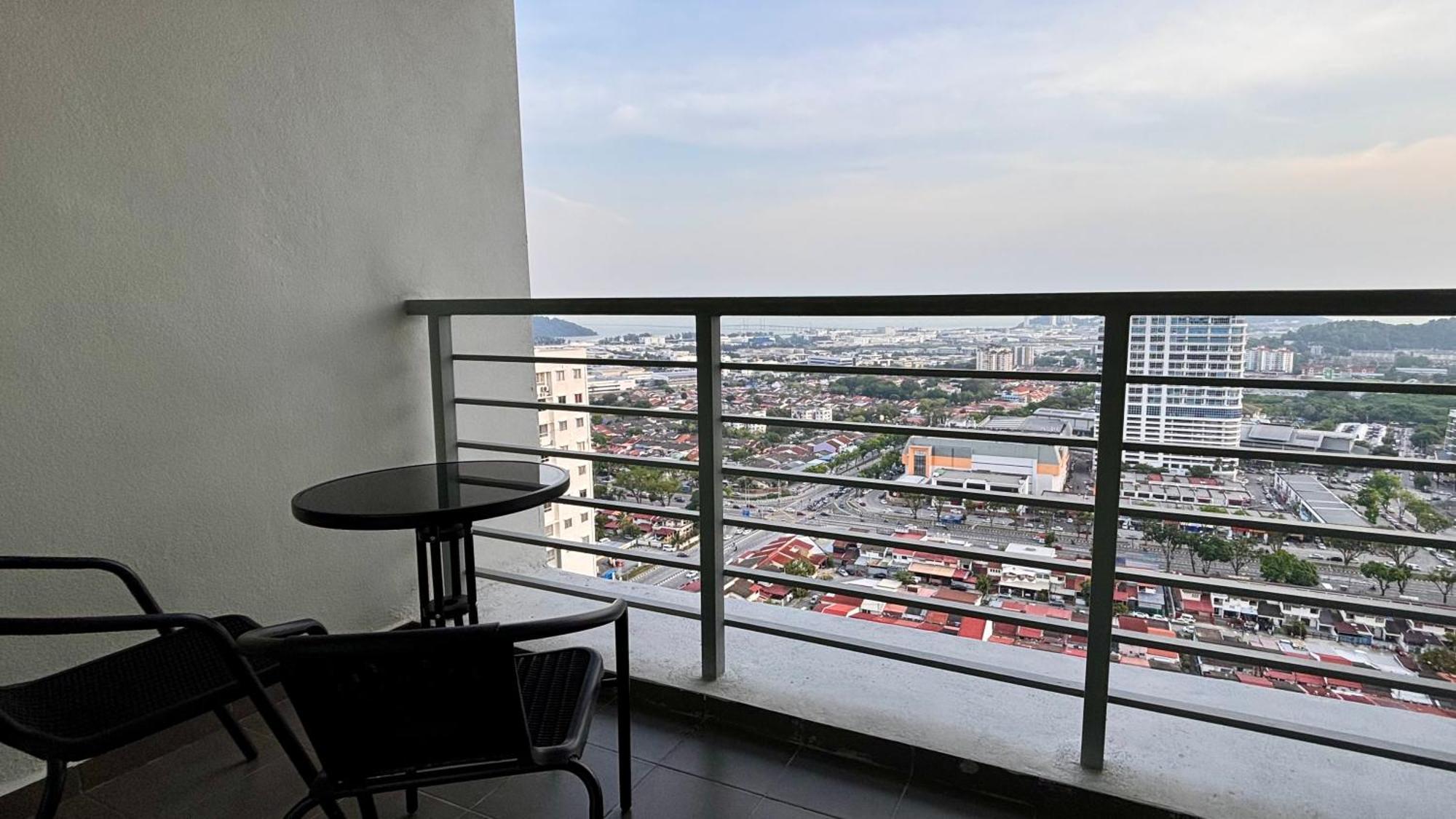 Spacious House 4r 8pax Wifi-s Pic-airport *