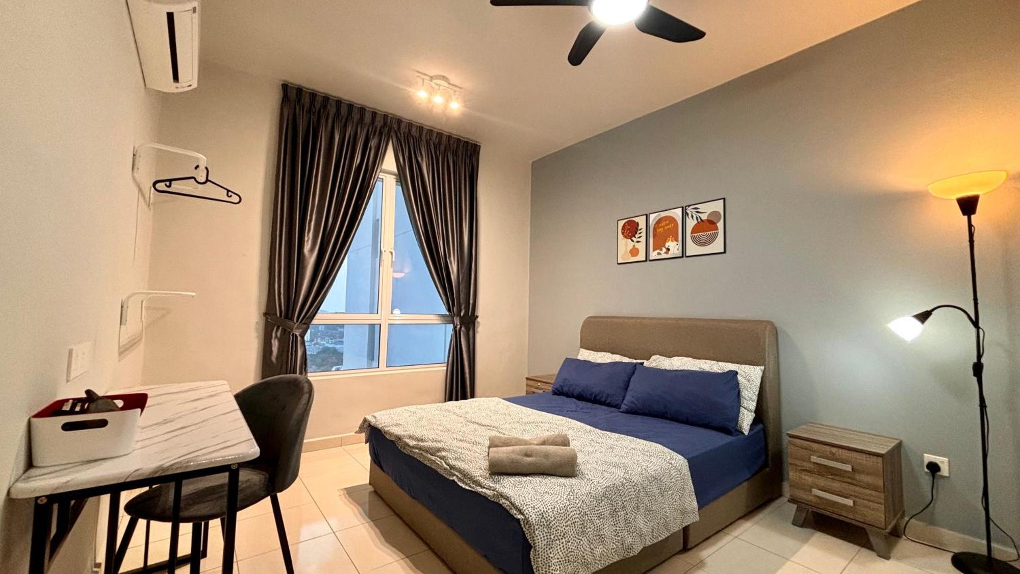 Spacious House 4r 8pax Wifi-s Pic-airport * Bayan Lepas